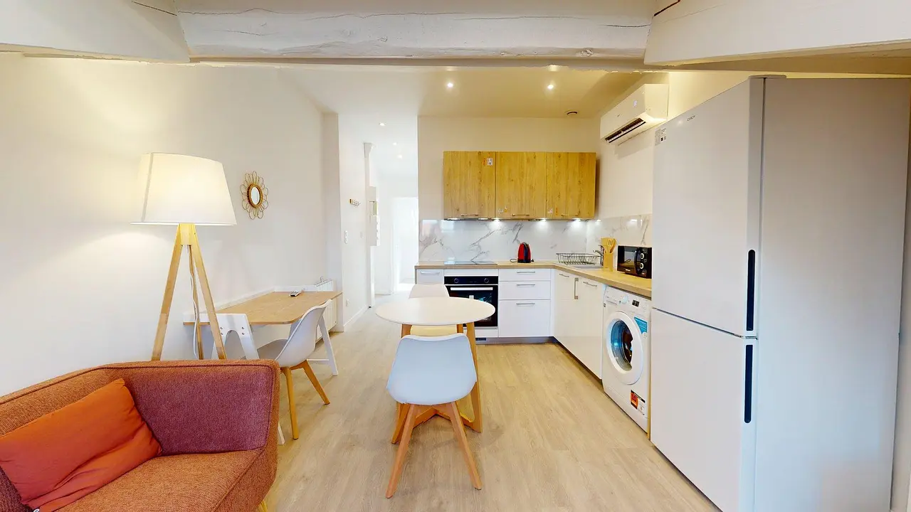 Appartement meublé de 27.7m2 - 614€ - Villeurbanne