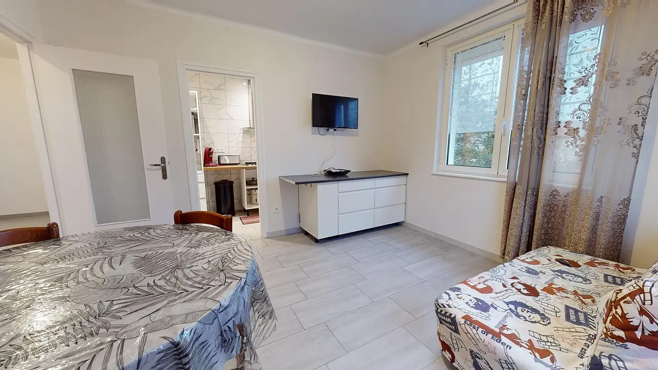 Colocation meublée de 80.3m2 - 525€ - Vénissieux