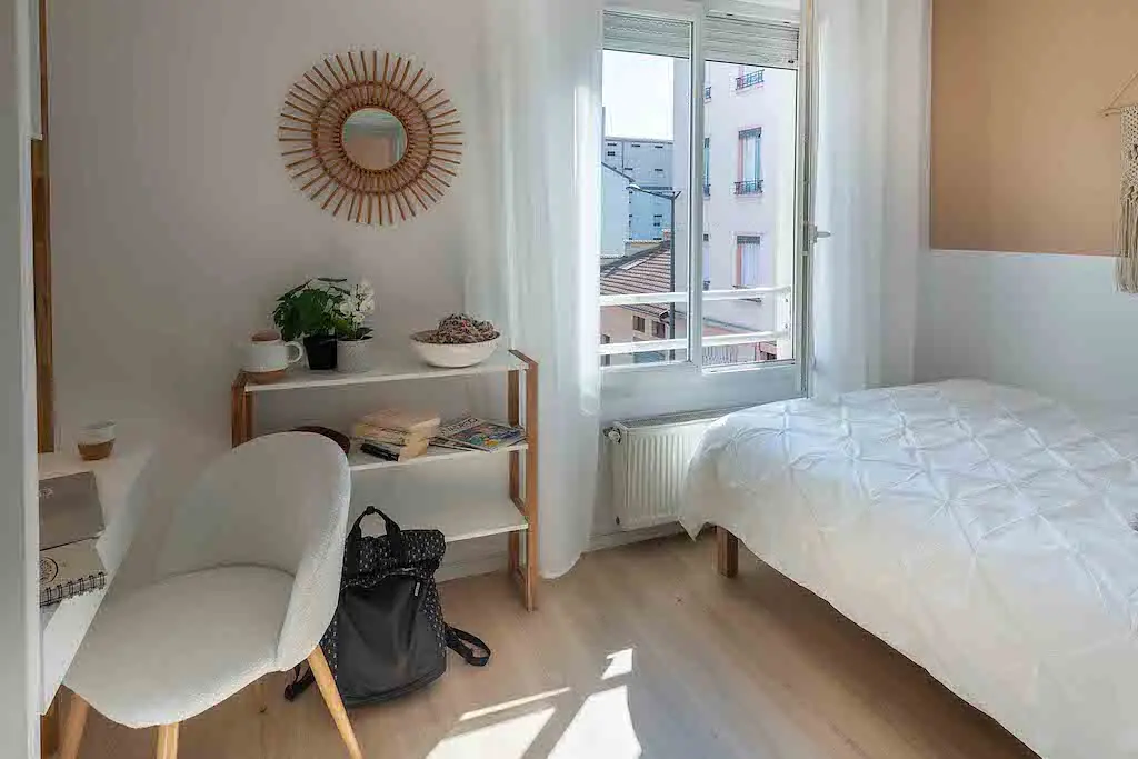 Colocation meublée de 75.0m2 - 545€ - Oullins