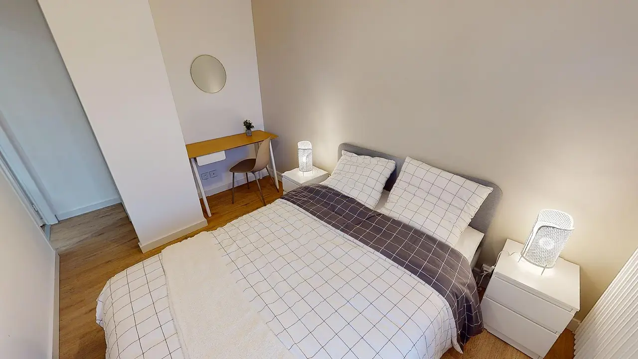 Colocation meublée de 84.0m2 - 403€ - Grenoble