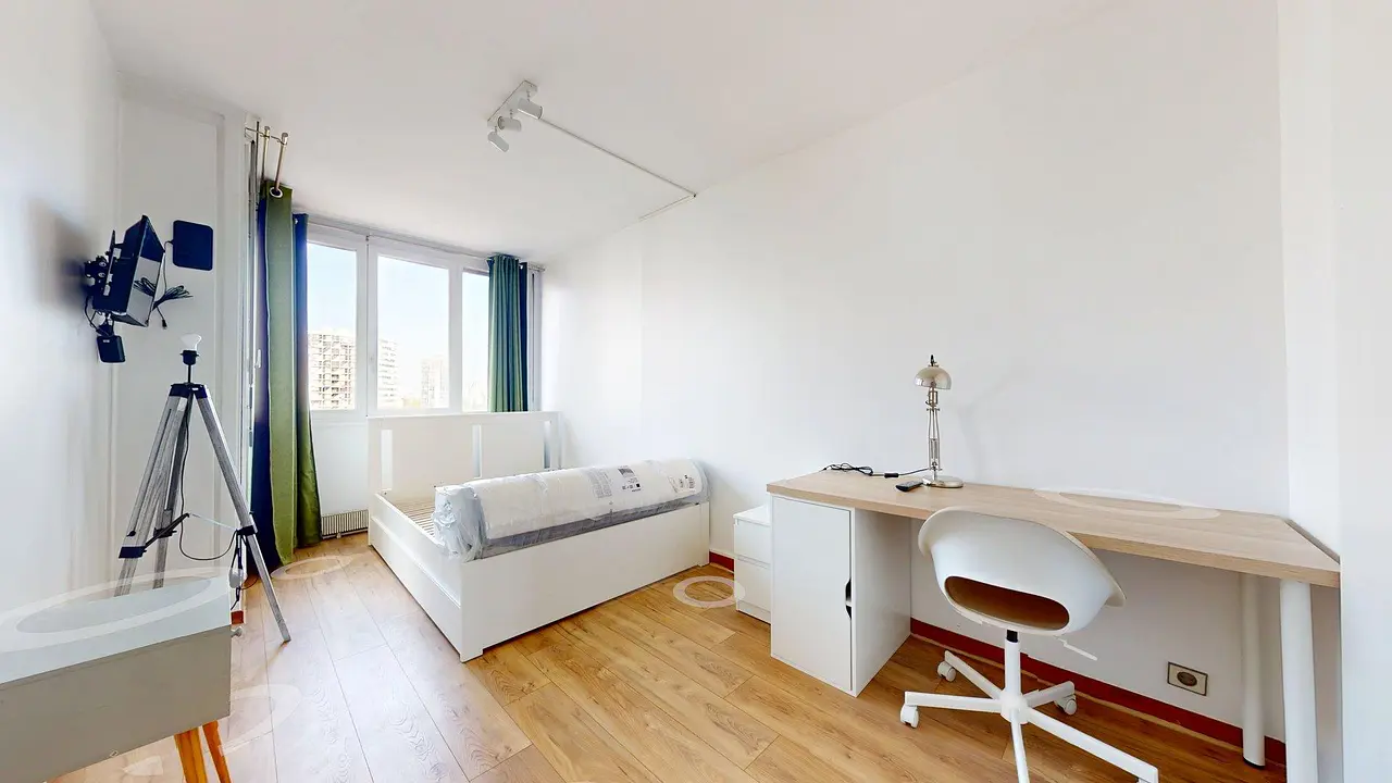 Colocation meublée de 200.0m2 - 680€ - Créteil