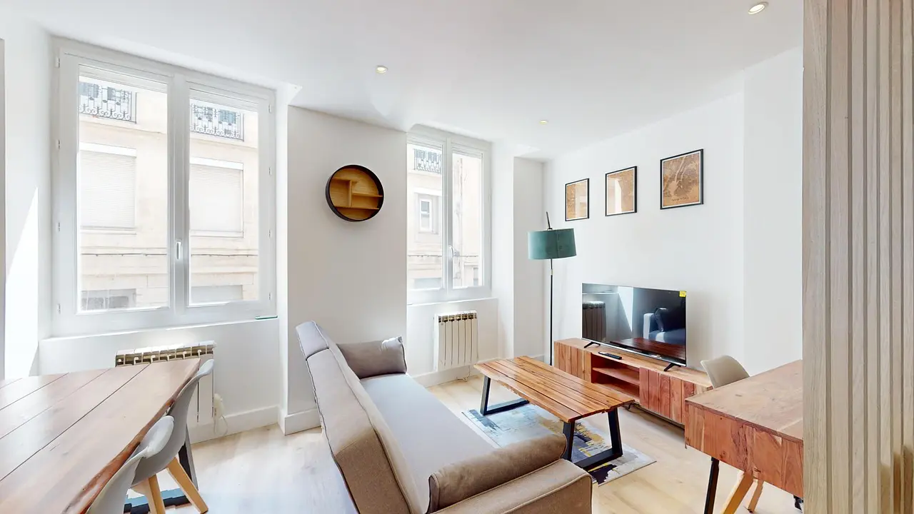 Appartement meublé de 31.31m2 - 581€ - Saint-Étienne