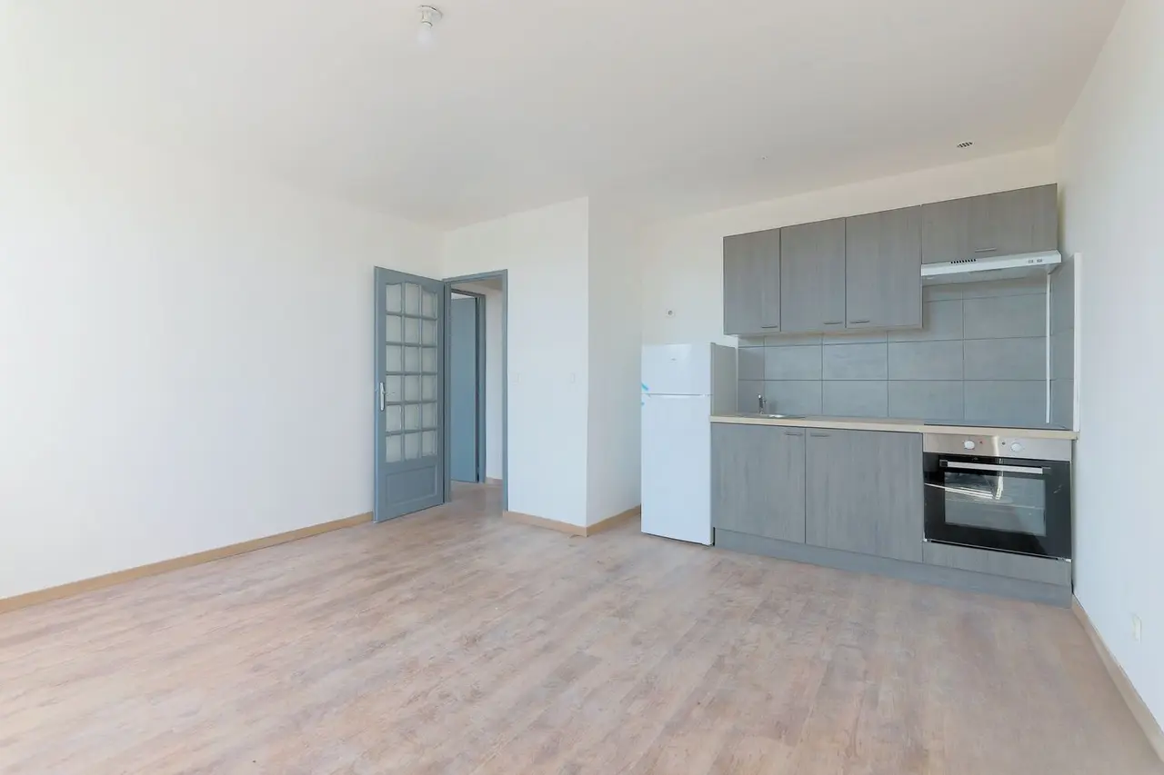 Appartement non meublé de 58.0m2 - 745€ - Roubaix