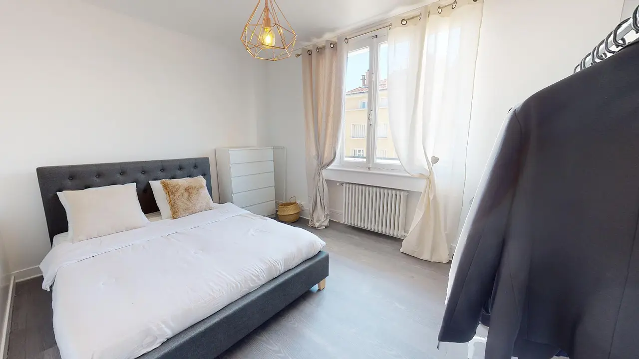 Colocation meublée de 72.0m2 - 480€ - Villeurbanne