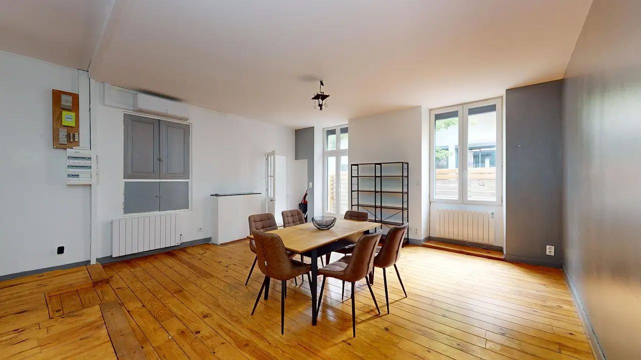 Maison meublée de 70.0m2 - 757€ - Angoulême