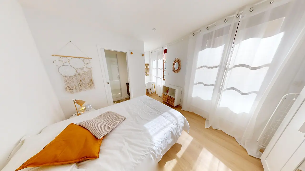 Colocation meublée de 92.0m2 - 721€ - Lyon