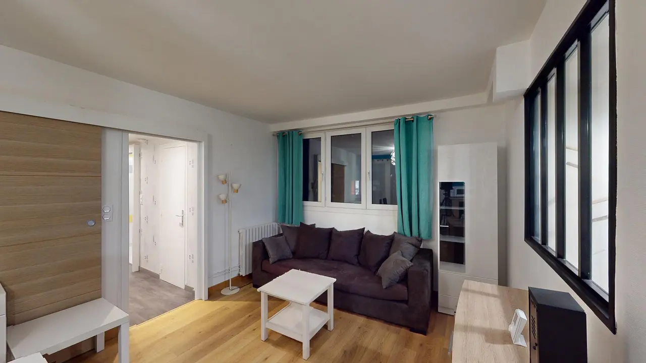 Appartement meublé de 61.1m2 - 735€ - Brest