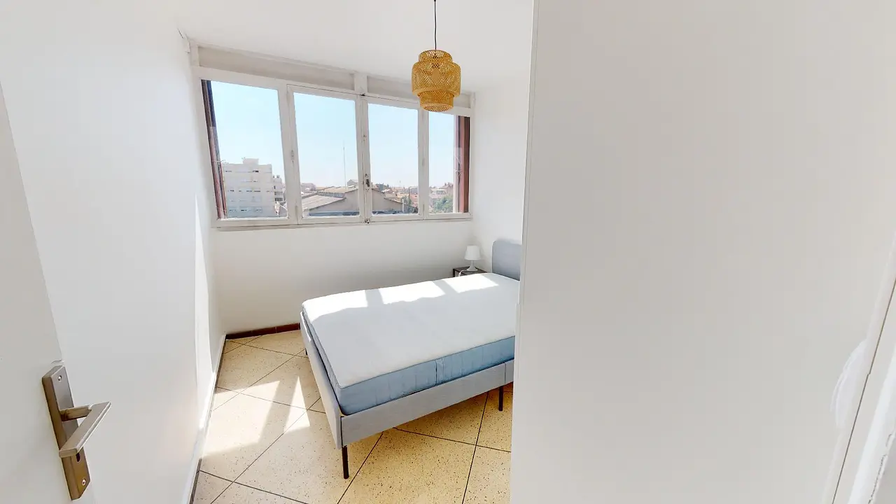 Colocation meublée de 74.0m2 - 470€ - Marseille