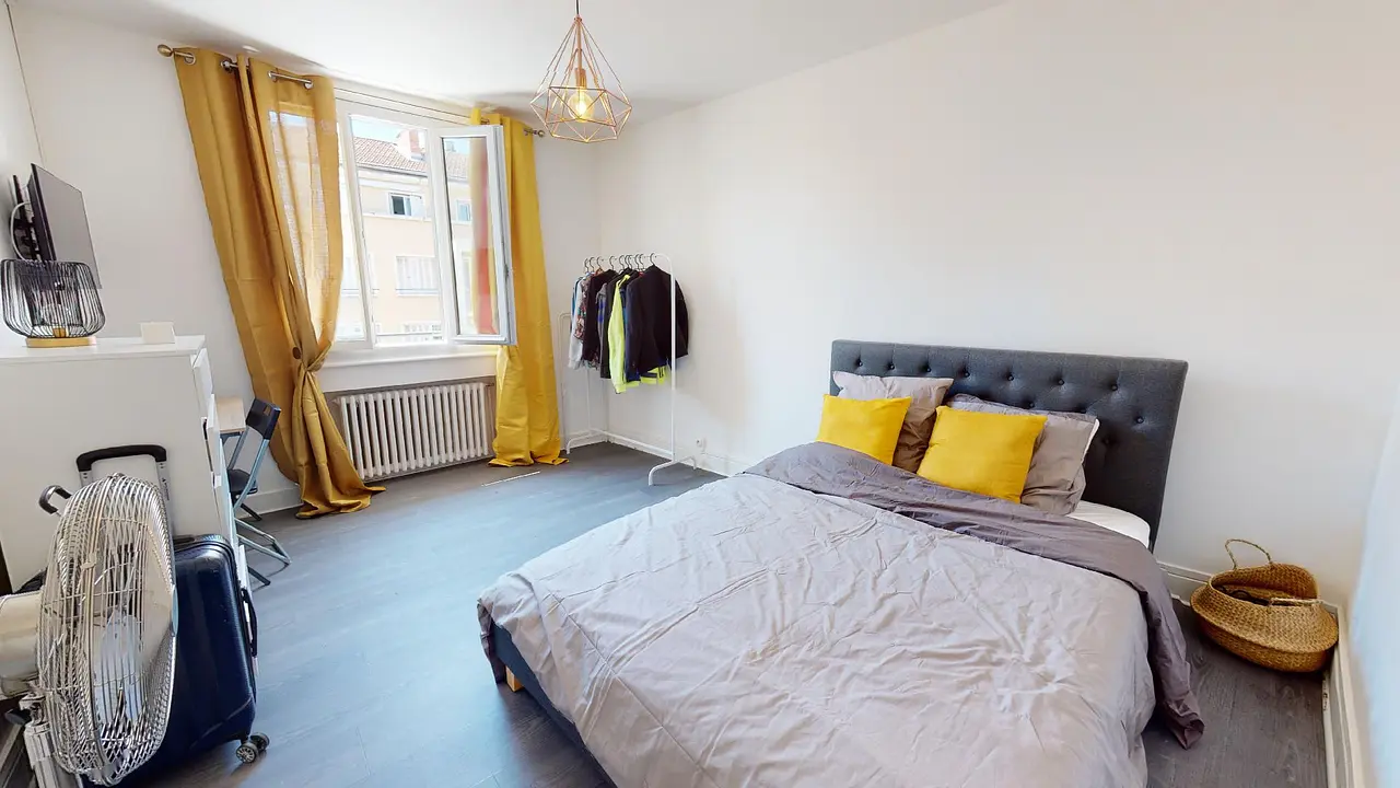 Colocation meublée de 72.0m2 - 480€ - Villeurbanne