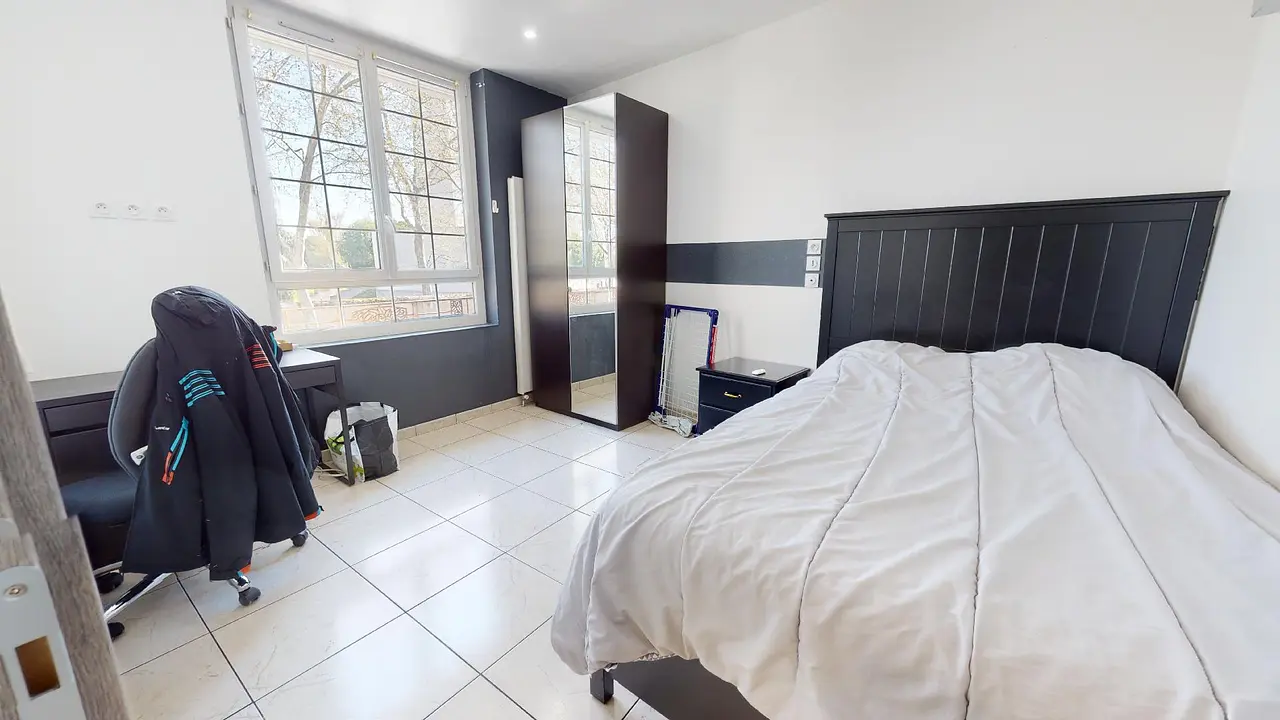 Colocation meublée de 223.0m2 - 504€ - Lyon