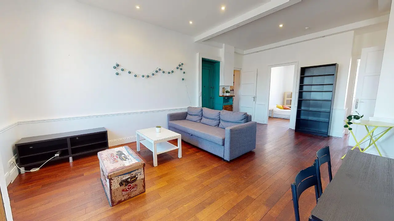 Appartement meublé de 74.9m2 - 1289€ - Lyon