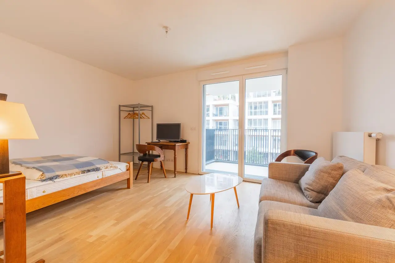 Appartement meublé de 33.0m2 - 1018€ - Rueil-Malmaison