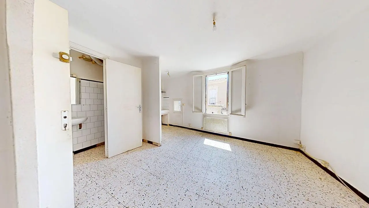 Appartement non meublé de 23.31m2 - 380€ - Agde