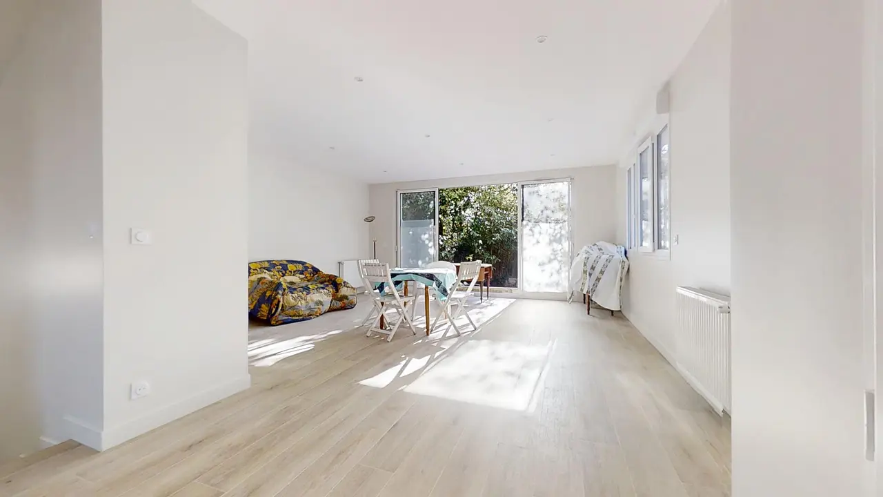 Colocation meublée de 170.18m2 - 650€ - Nanterre