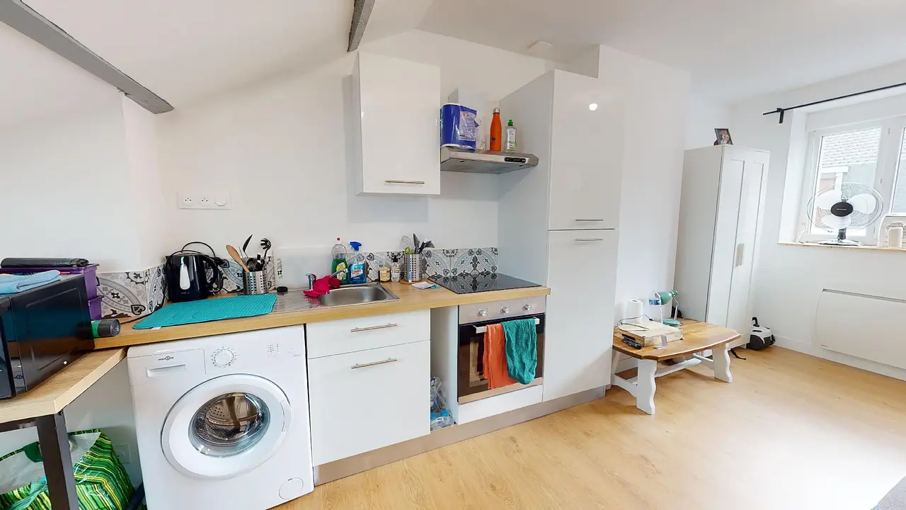 Colocation meublée de 147.0m2 - 549€ - Loos