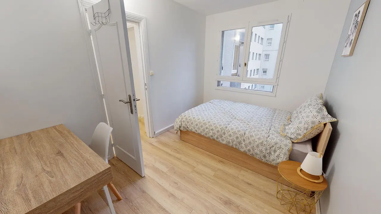 Colocation meublée de 76.0m2 - 550€ - Argenteuil