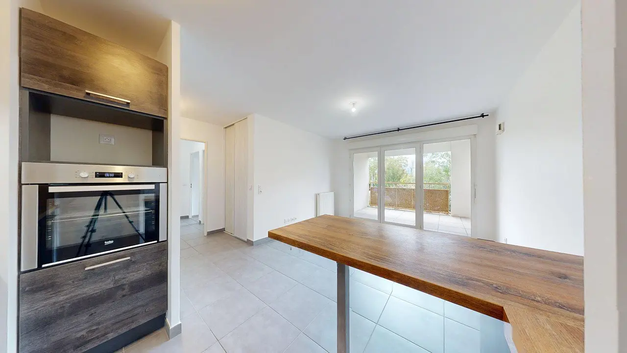 Appartement non meublé de 56.32m2 - 751€ - Saint-Priest