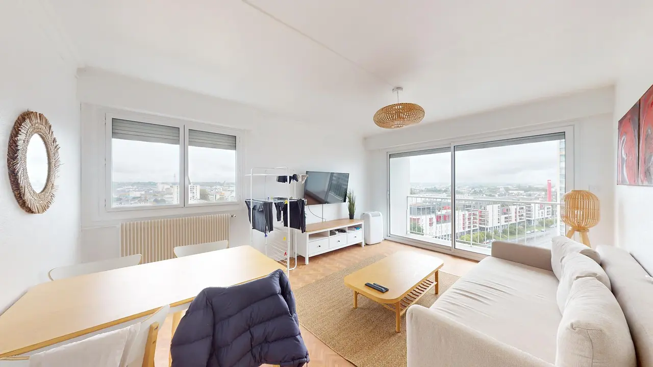 Colocation meublée de 82.0m2 - 403€ - Tours