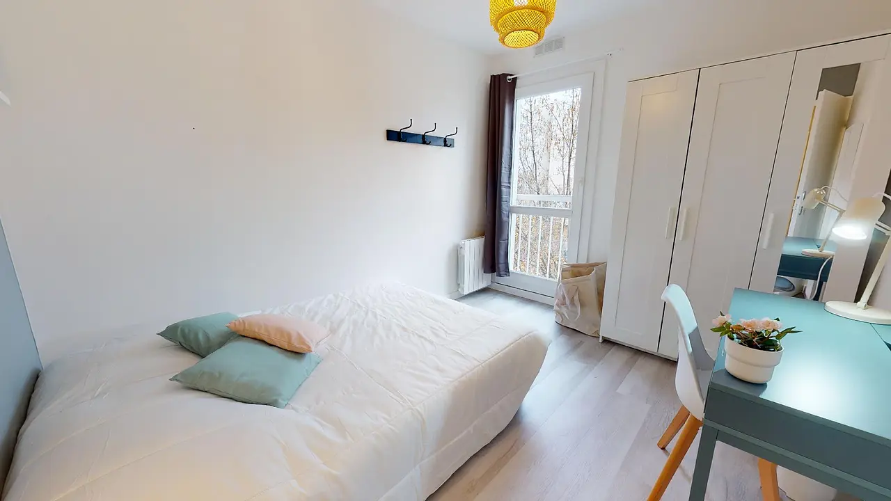 Colocation meublée de 102.0m2 - 529€ - Lyon