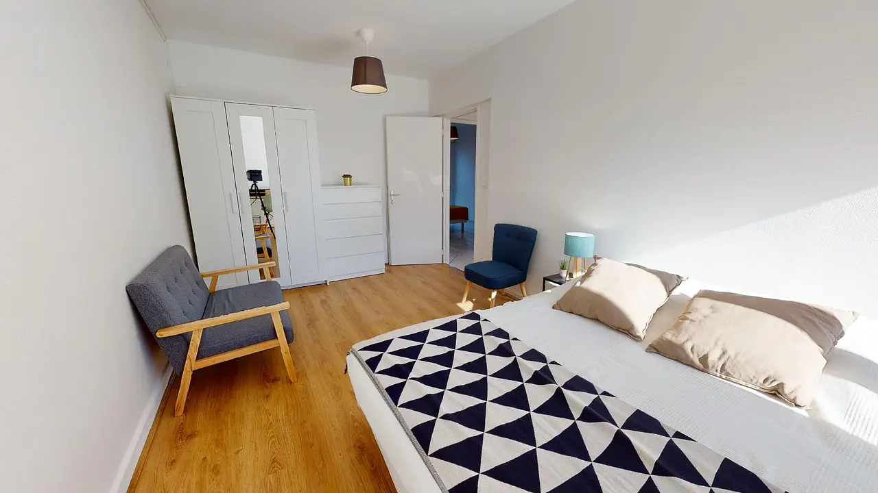 Colocation meublée de 80.0m2 - 589€ - Villeurbanne