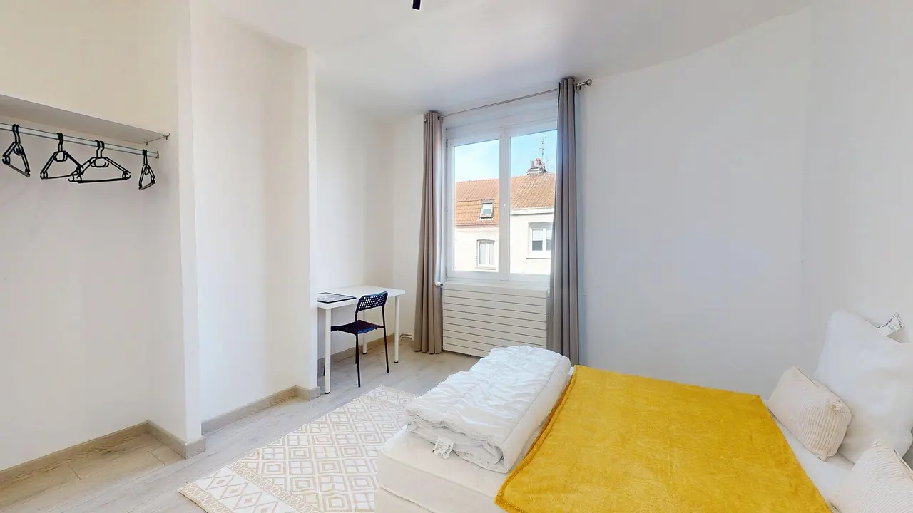 Colocation meublée de 158.95m2 - 540€ - Lille