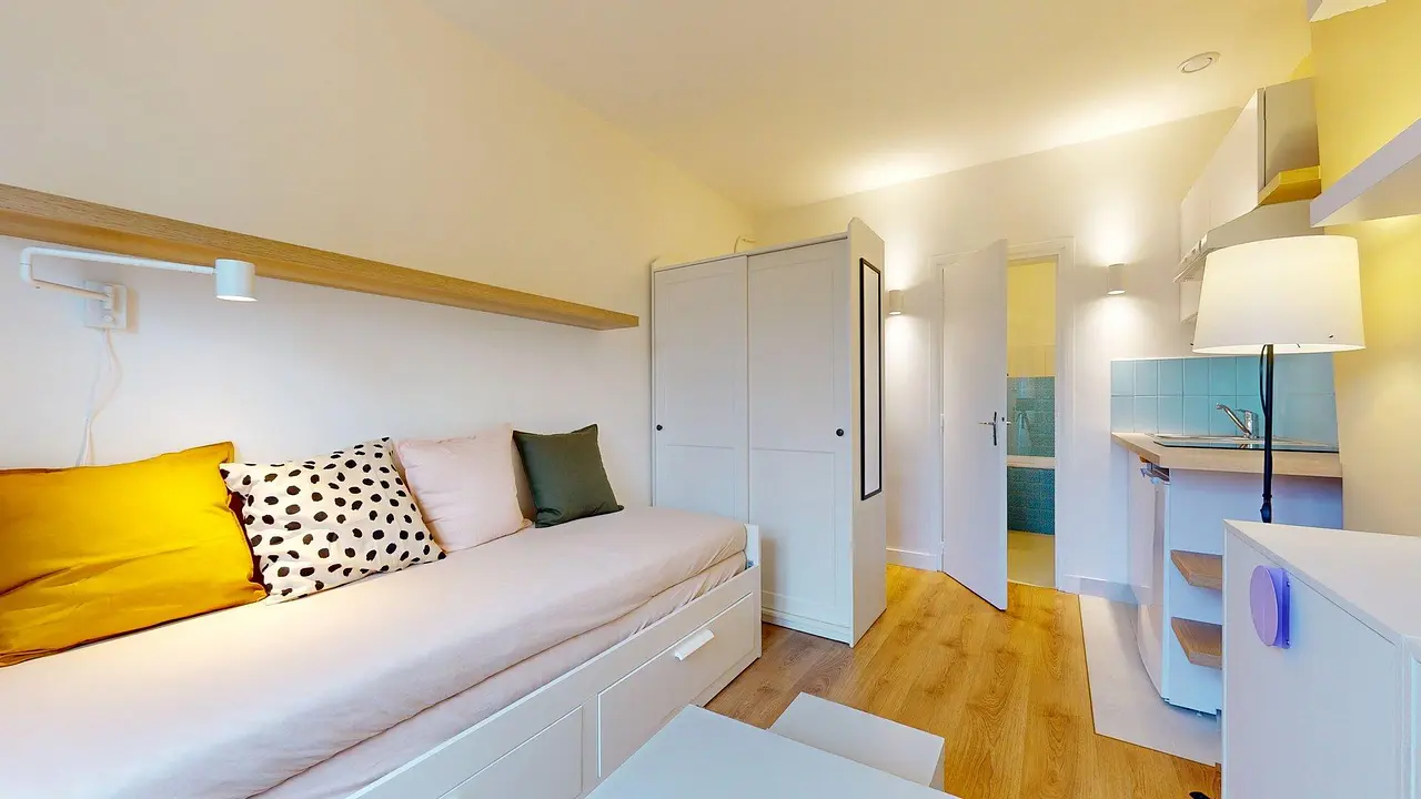 Appartement meublé de 15.69m2 - 860€ - Paris