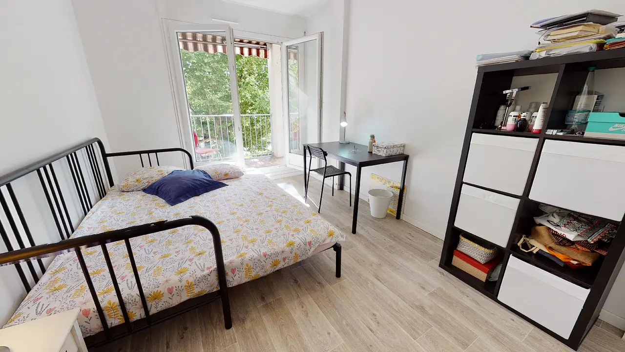 Colocation meublée de 88.0m2 - 512€ - Villeurbanne