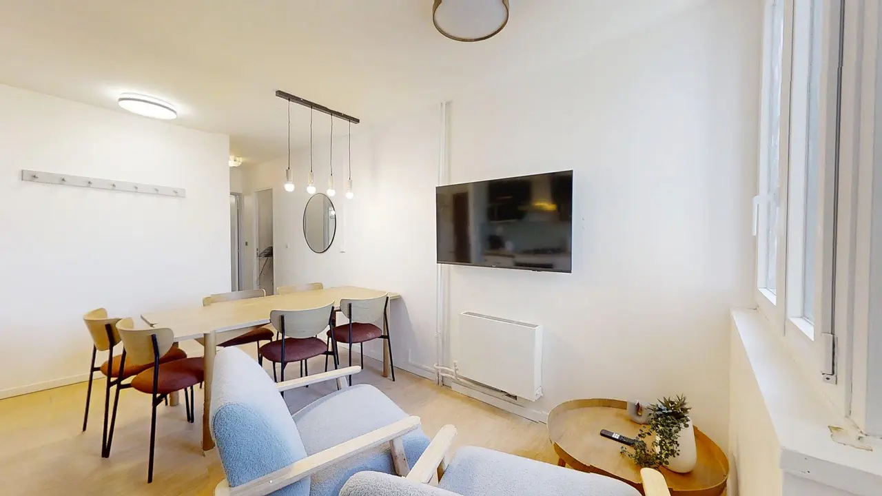 Colocation meublée de 96.88m2 - 499€ - Élancourt