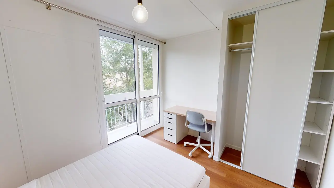 Colocation meublée de 75.0m2 - 451€ - Rennes