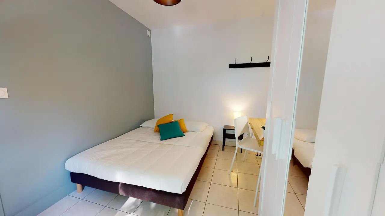 Colocation meublée de 98.0m2 - 570€ - Lyon