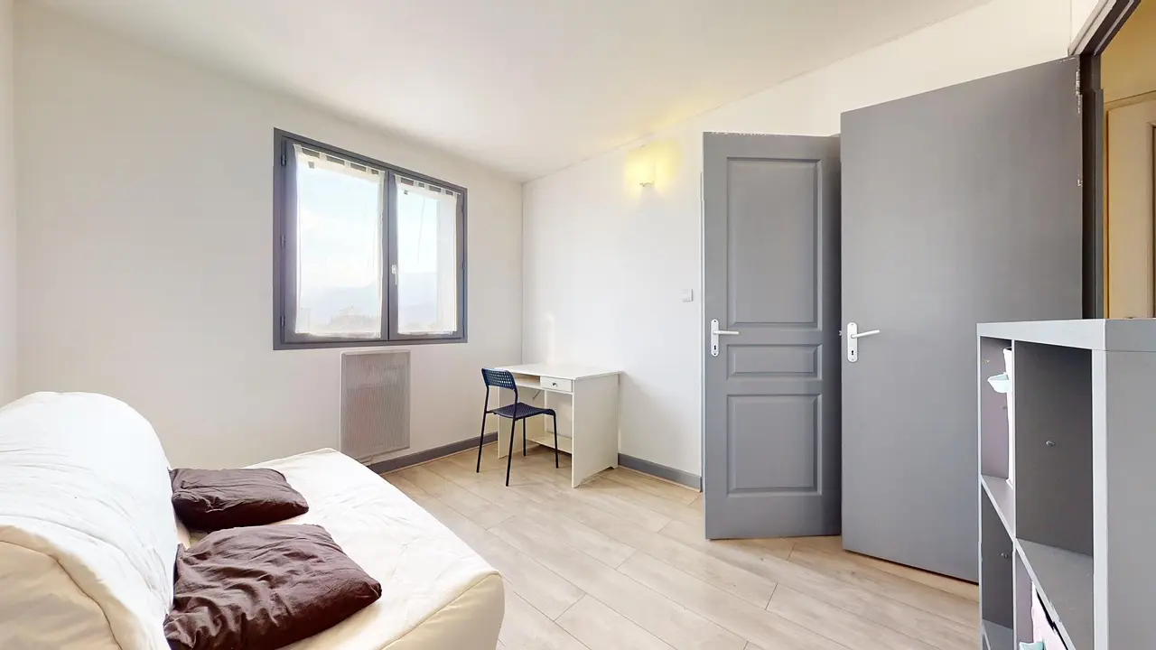 Appartement meublé de 17.0m2 - 428€ - Grenoble