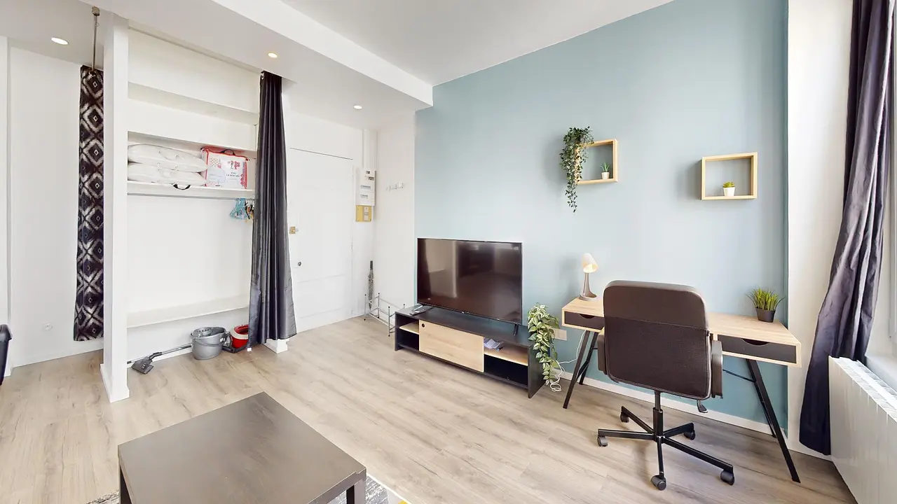 Appartement meublé de 30.0m2 - 400€ - Saint-Étienne