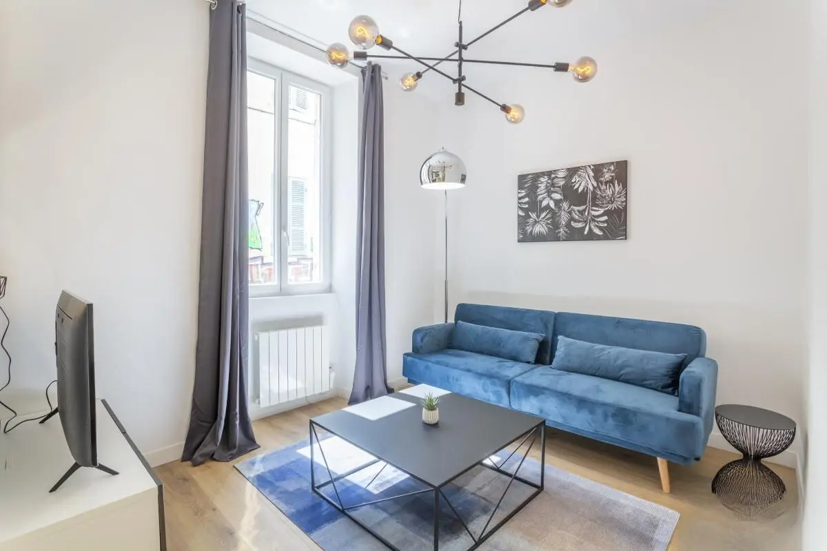 Appartement meublé de 46.0m2 - 918€ - Marseille