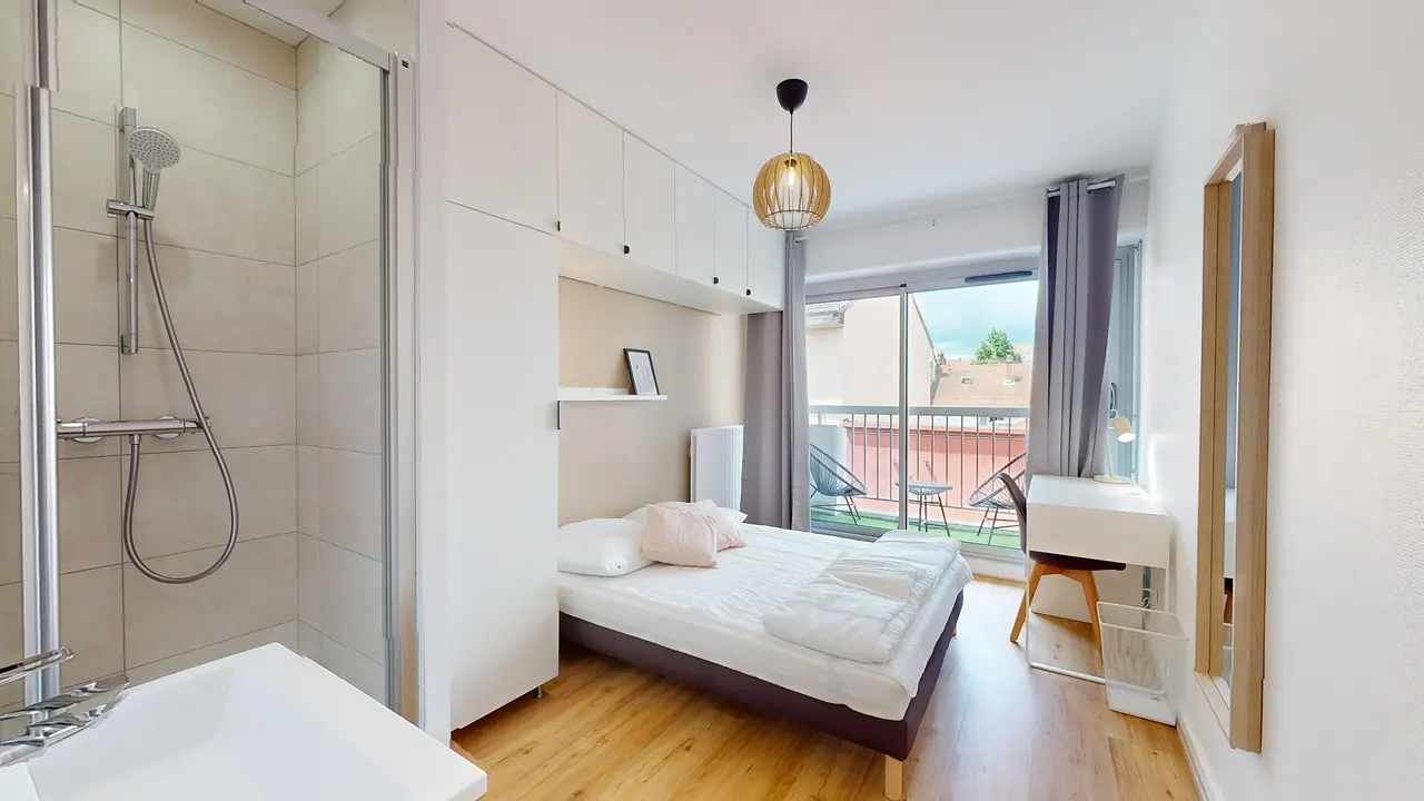 Colocation meublée de 82.0m2 - 570€ - Villeurbanne