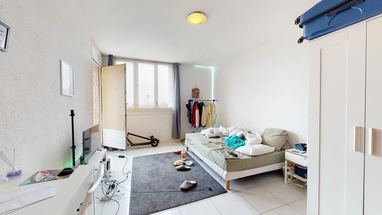 Colocation non meublée de 70.0m2 - 470€ - Bron