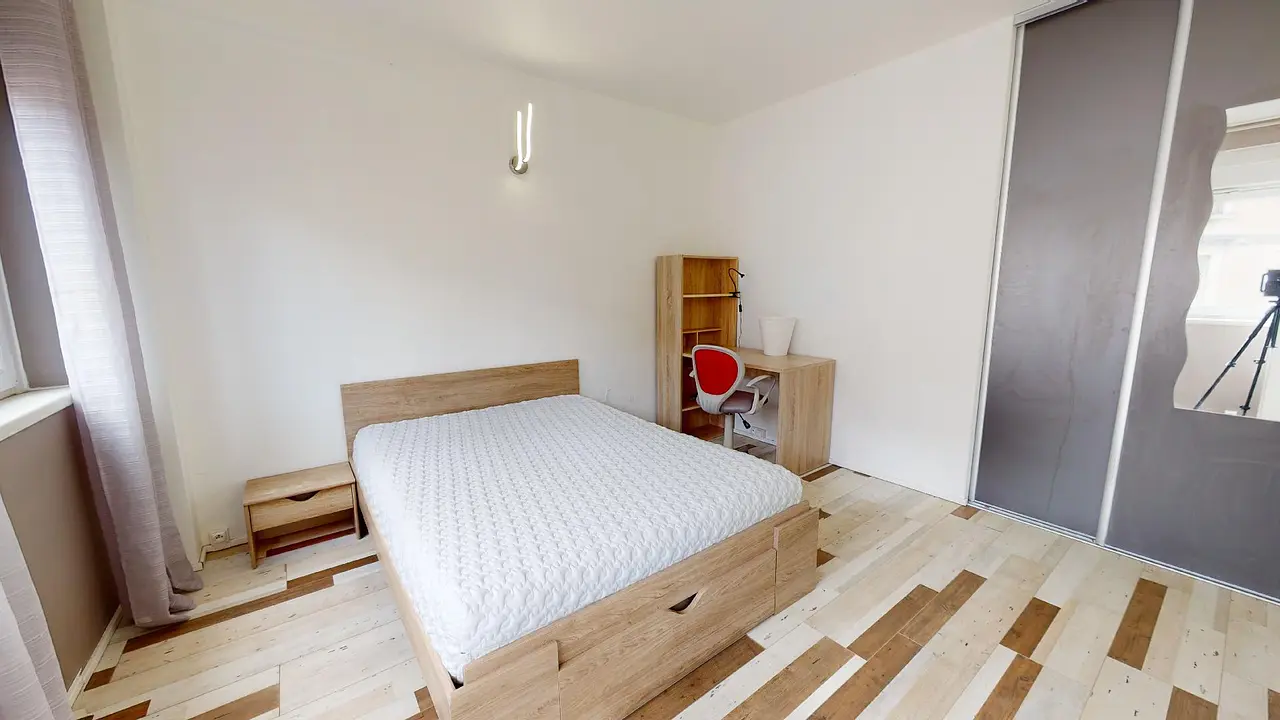 Colocation meublée de 170.0m2 - 350€ - Nancy