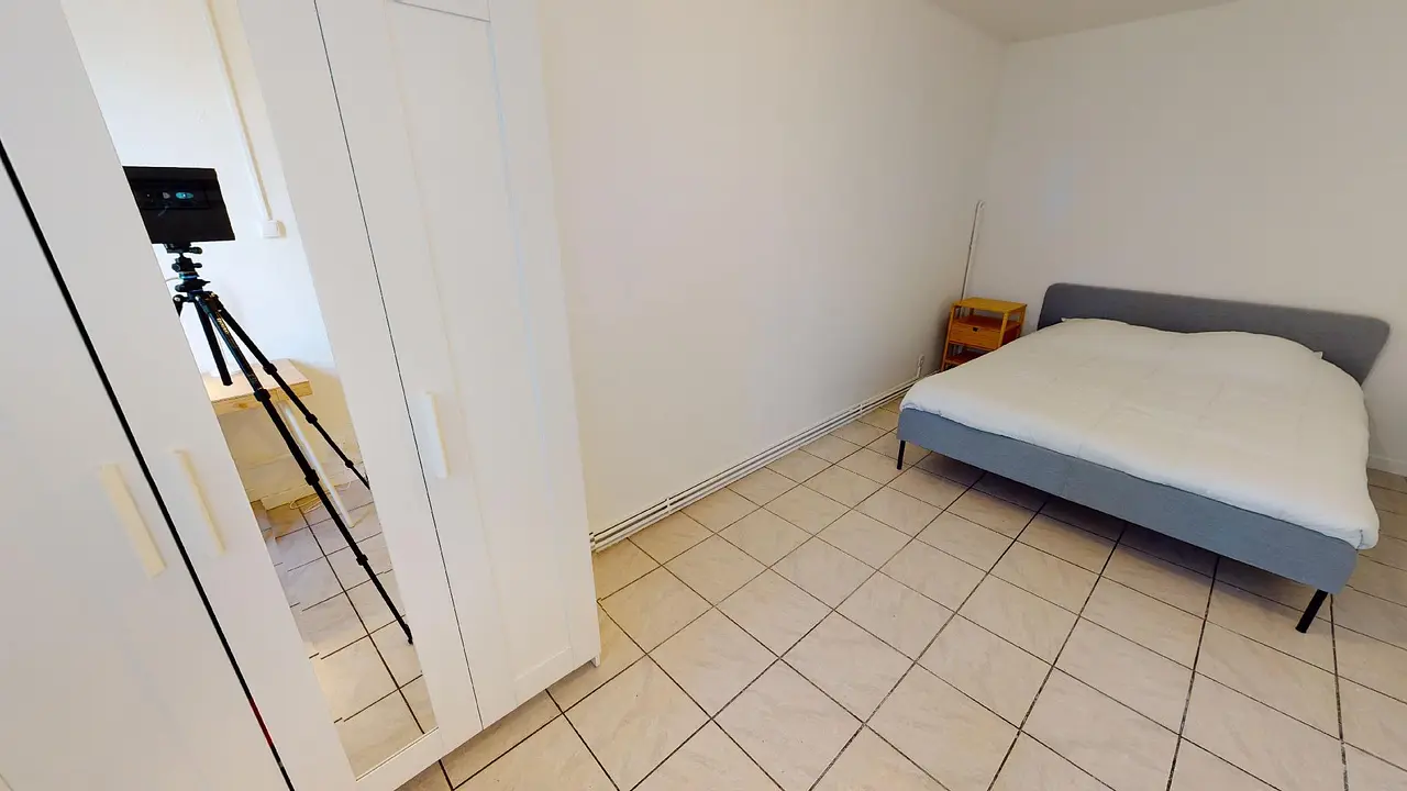 Colocation meublée de 112.11m2 - 329€ - Grenoble