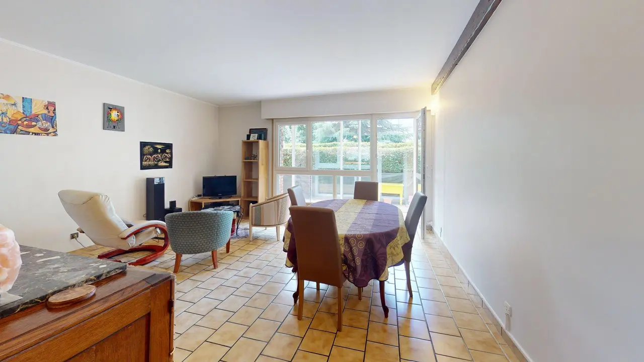 Appartement meublé de 66.64m2 - 1000€ - Maurepas