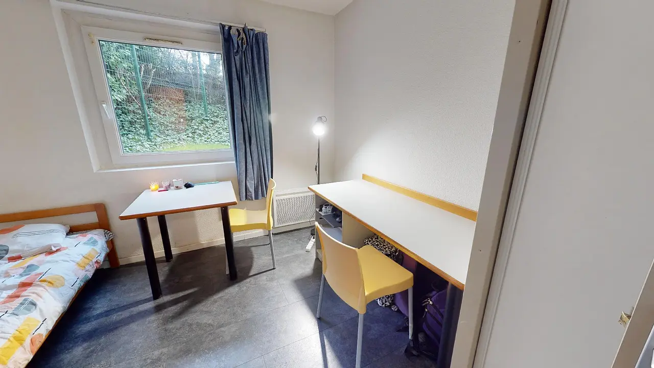 Appartement meublé de 17.0m2 - 380€ - Reims