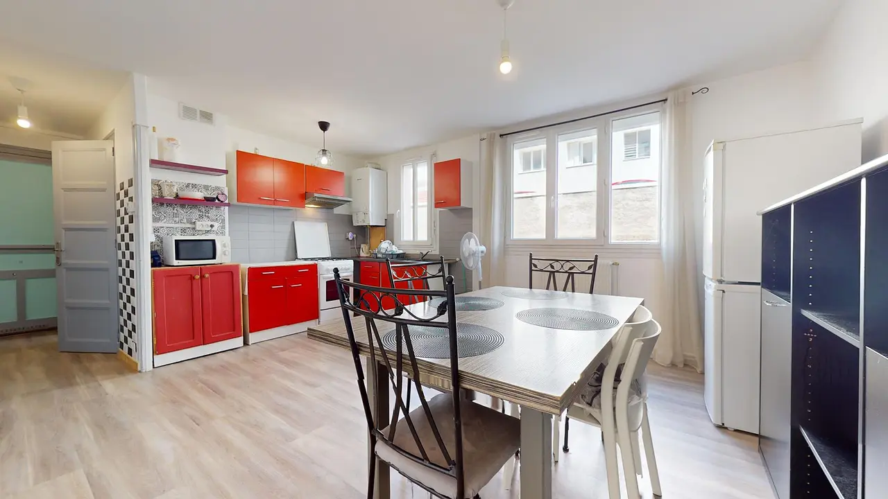 Appartement meublé de 60.0m2 - 573€ - Saint-Étienne