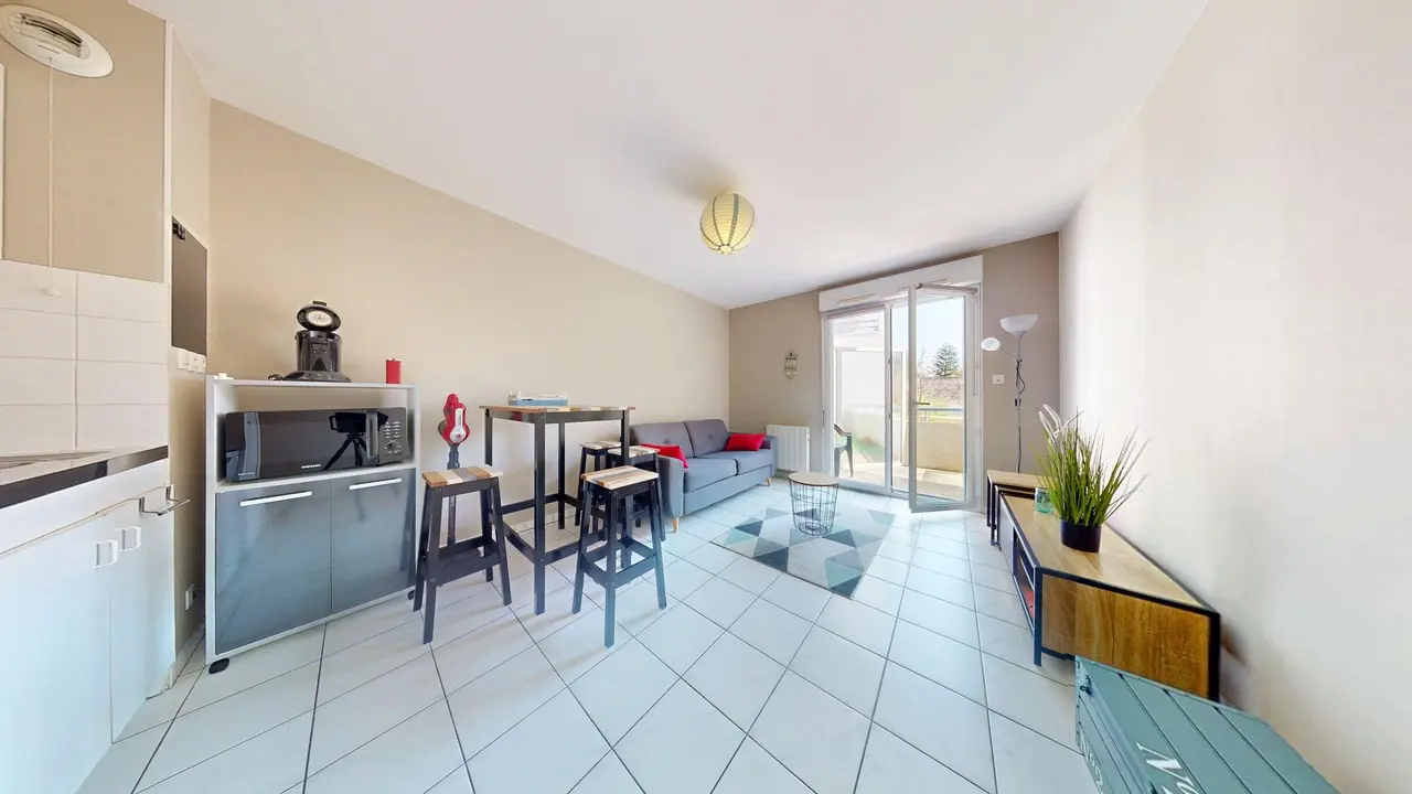 Appartement meublé de 21.0m2 - 565€ - Angers