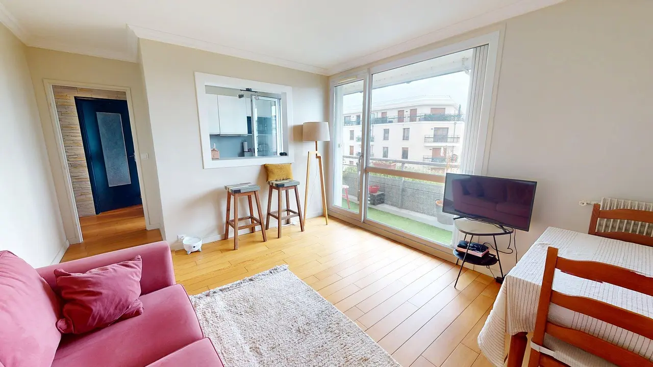 Appartement meublé de 42.7m2 - 1150€ - Joinville-le-Pont