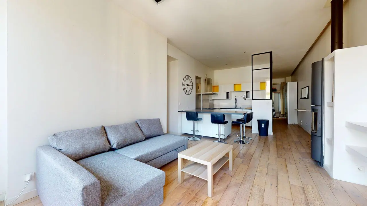 Appartement meublé de 91.9m2 - 1250€ - Marseille