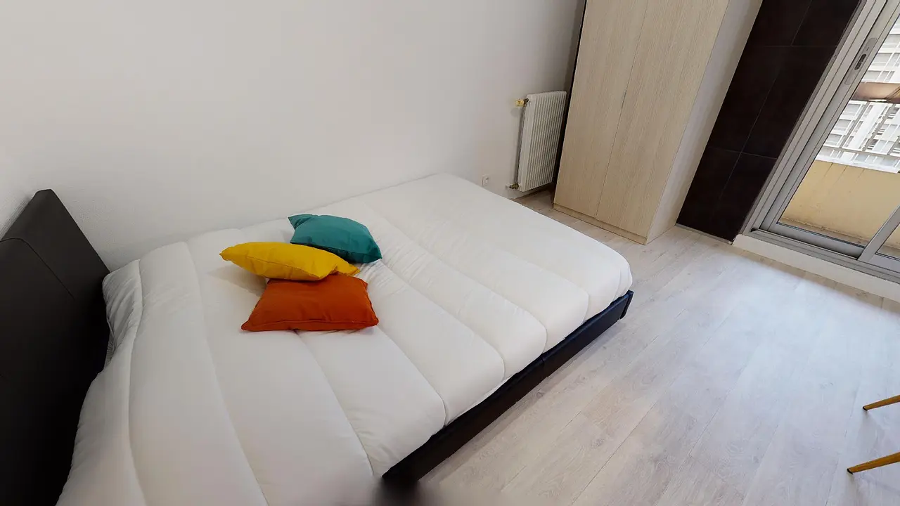 Colocation meublée de 85.0m2 - 490€ - Villeurbanne