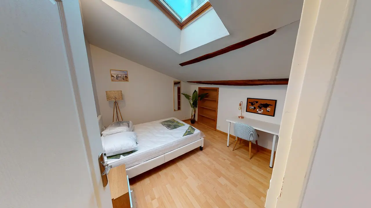 Colocation meublée de 135.0m2 - 415€ - Poitiers