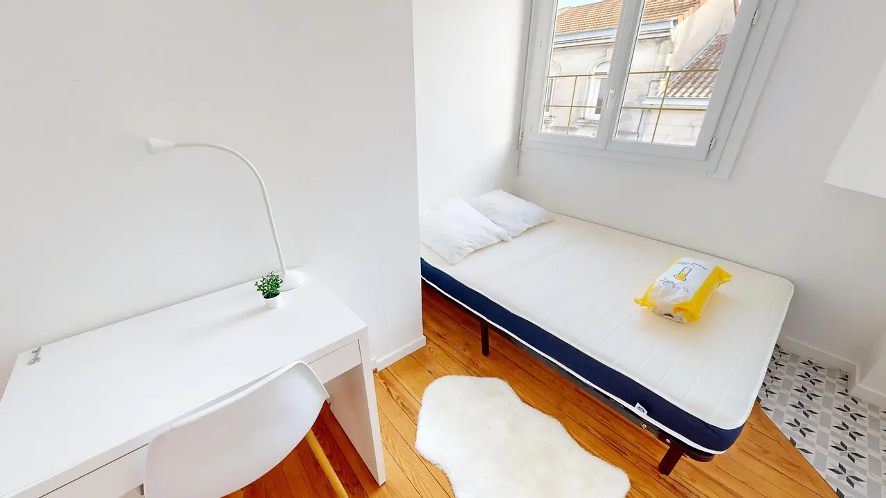 Coliving de 136.0m2 - 616€ - Bordeaux