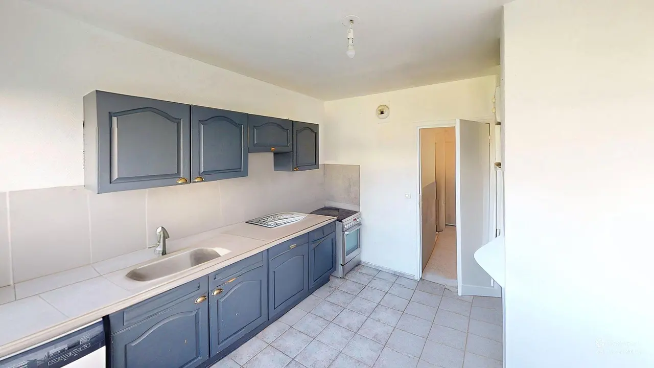 Colocation meublée de 96.94m2 - 400€ - Pontoise