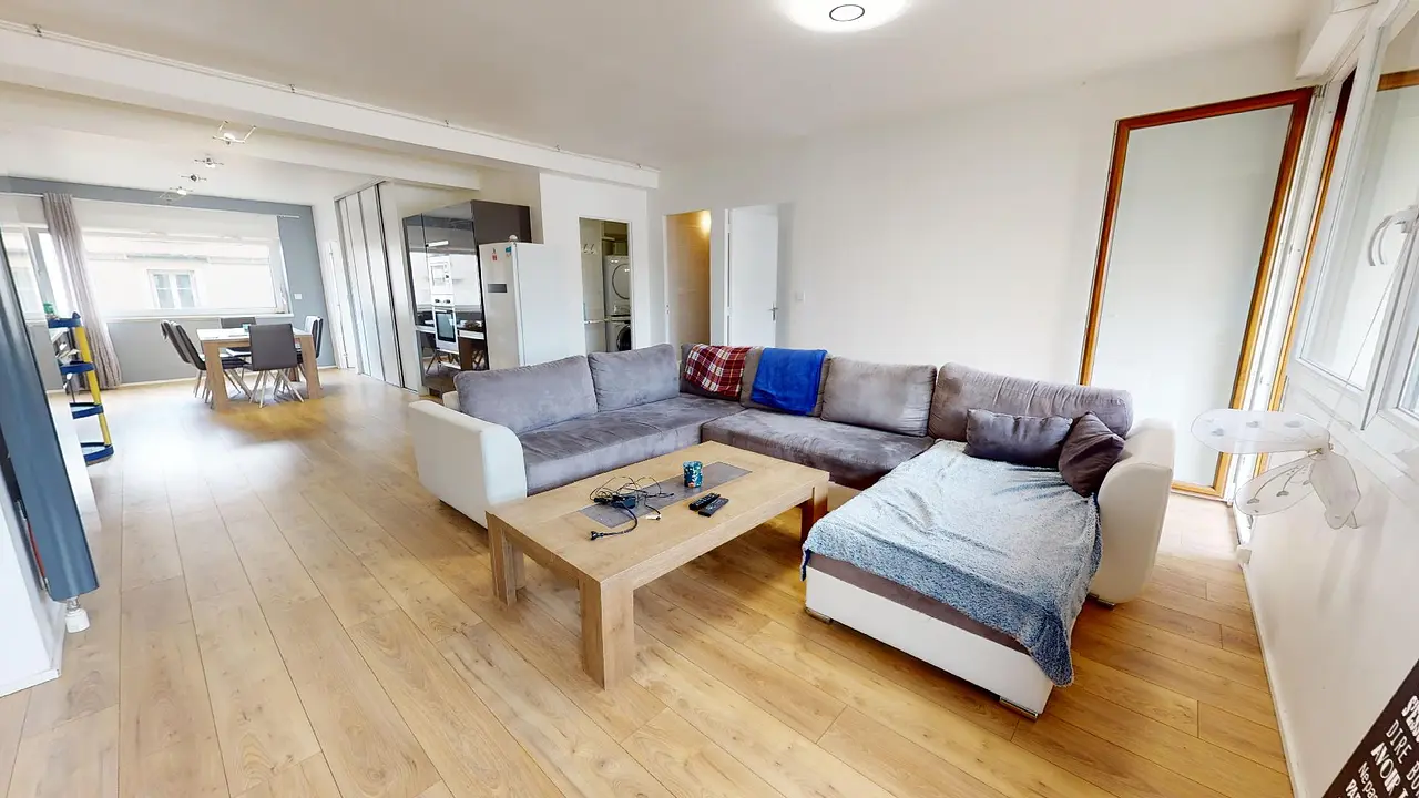 Colocation meublée de 170.0m2 - 400€ - Nancy