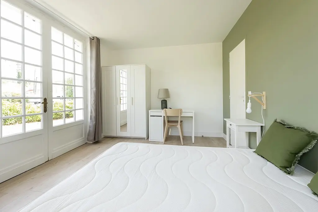Colocation meublée de 178.31m2 - 690€ - Talence