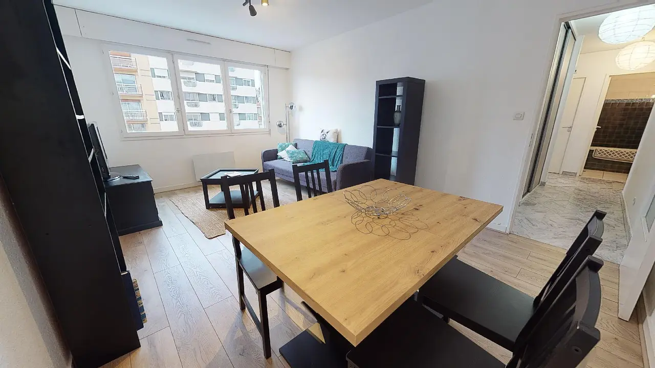 Appartement meublé de 48.0m2 - 550€ - Saint-Étienne